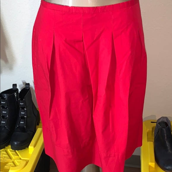 Simply Vera Vera Wang Vibrant Red Pleated Skirt size Large - Picture 1 of 6